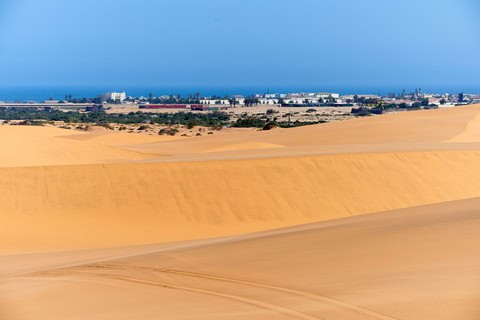 8 Best Namibia Scenic Drives for a Road Trip